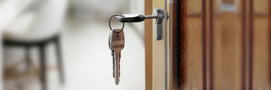 Lock your doors without hastle with Okey Locksmith