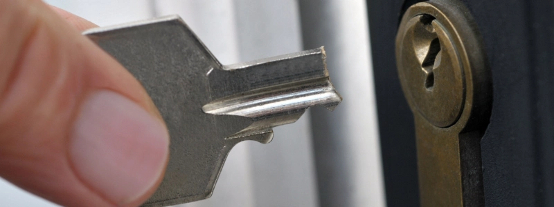 house-key-in-key-hole