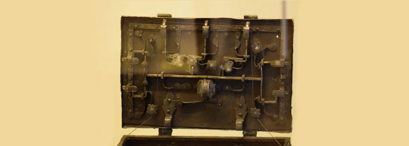 internal levers of old lock